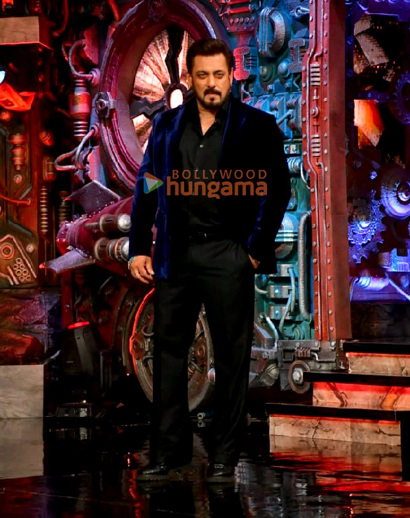 photos salman khan launches bigg boss 18 4