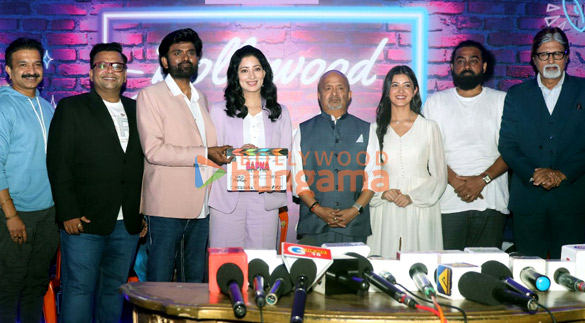 Photos: Santosh Mijgar, Niharica Raizada and Sameer snapped shooting song for Sapna A Run of Love Photos: Santosh Mijgar, Niharica Raizada and Sameer snapped shooting song for Sapna A Run of Love