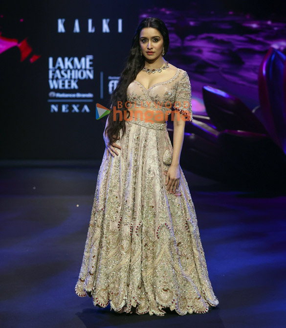photos shraddha kapoor alaya f manushi chhillar and others walk the ramp at lakme fashion week 2024 1