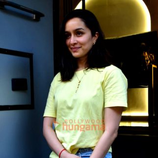 Photos: Shraddha Kapoor snapped in Juhu