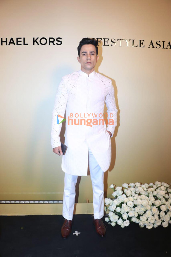 photos shriya saran sanjana sanghi and others grace the lifestyle asia diwali 2024 party 1015 1