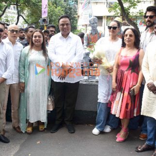 Photos: Sonakshi Sinha and Zaheer Iqbal unveil Sangeeta Babani's sculpture series 'Tea Break' in Bandra