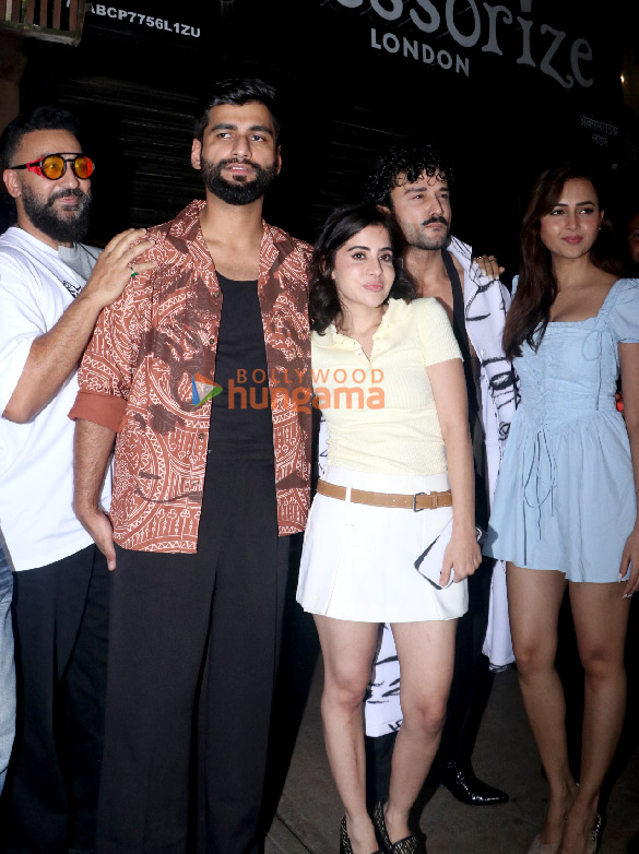 photos uorfi javed tejasswi prakash jannat zubair rahmani and others snapped outside bastian in bandra 1