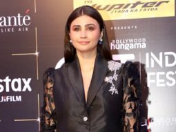 Daisy Shah blossoms all glamour as she walk on the red carpet at Bollywood Hungama’s OTT India Fest