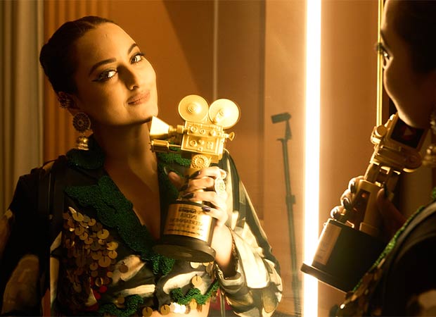 Bollywood Hungama India Entertainment Awards 2024: Sonakshi Sinha calls OTT “game-changer” as she bags Best Actor Female award for her performance in Heeramandi; says, “Exciting to be part of this digital revolution” 2024 : Bollywood News