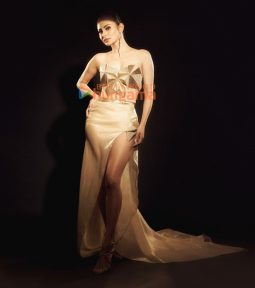 Mouni Roy