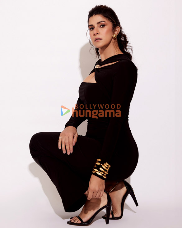 nimrat kaur 2 19