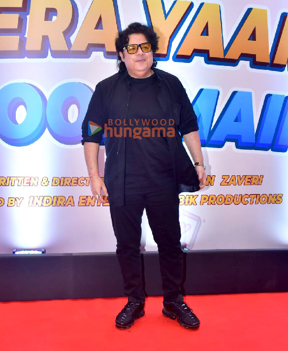photos aamir khan ajay devgn and others grace the mahurat of the film tera yaar hoon main 6