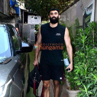 Photos: Aditya Roy Kapur snapped outside a gym in Bandra