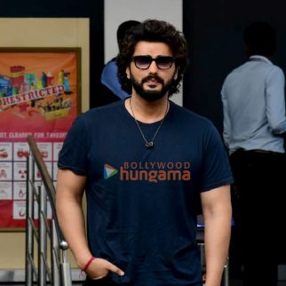 Photos: Arjun Kapoor, Shraddha Kapoor and Vedang Raina snapped at Kalina airport