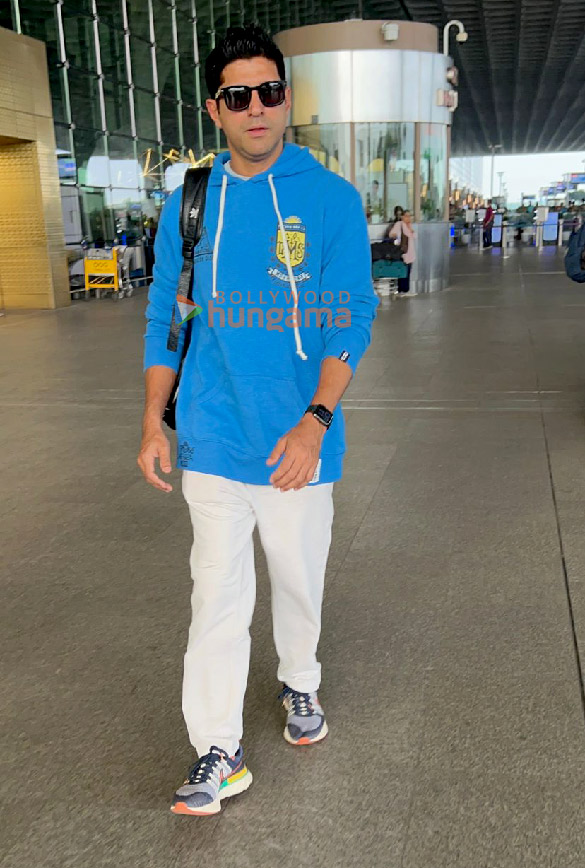 photos farhan akhtar gauahar khan kiku sharda and orhan awatramani snapped at the airport 5