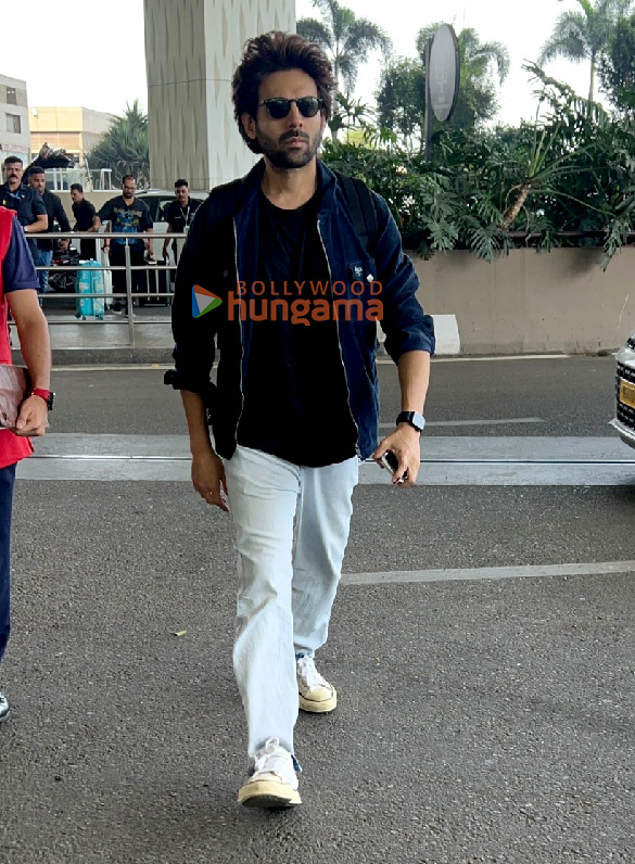 photos kartik aaryan vikrant massey stebin ben and taha shah badussha snapped at the airport 1 2