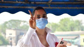 Photos: Kiara Advani snapped at Versova jetty