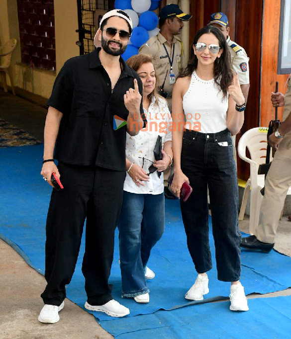 photos maharashtra assembly elections 2024 kartik aaryan rakul preet singh jackky bhagnani and others cast their votes in mumbai 1