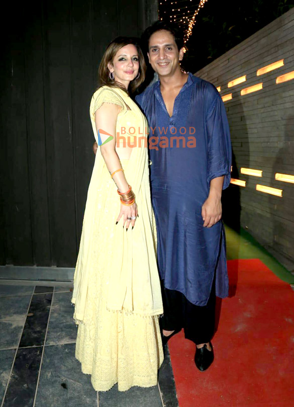 photos nargis fakhri huma qureshi rakul preet singh and others snapped attending godrejs house diwali bash 4