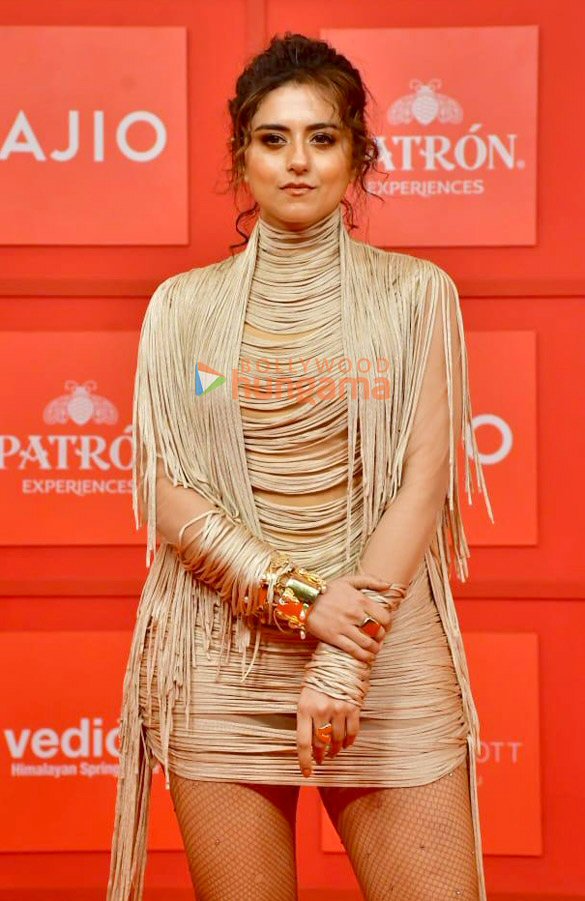 photos nora fatehi shraddha kapoor varun dhawan kartik aaryan and others grace the gq men of the year awards 2024 10