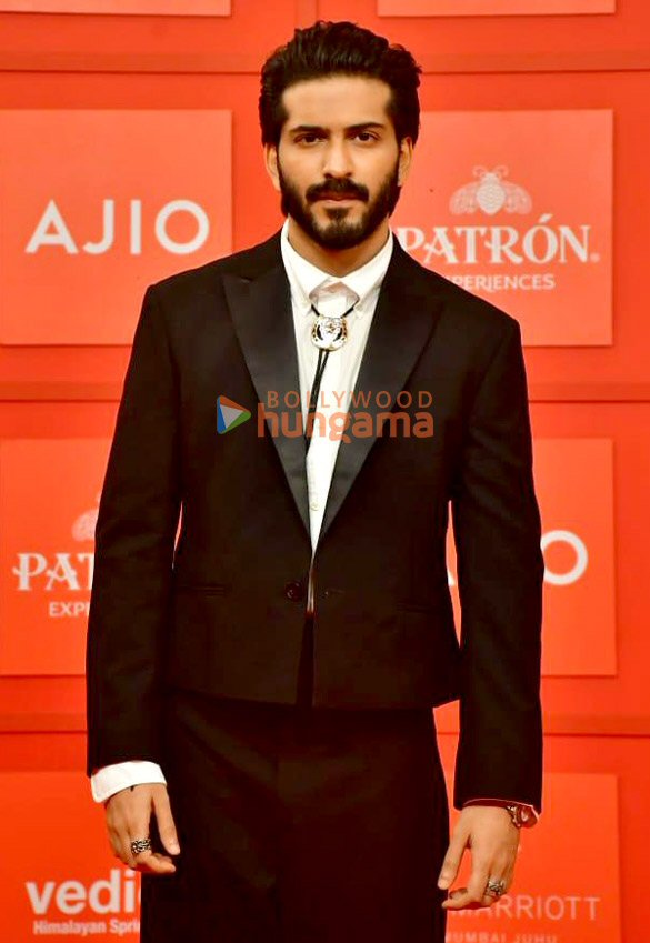 photos nora fatehi shraddha kapoor varun dhawan kartik aaryan and others grace the gq men of the year awards 2024 15