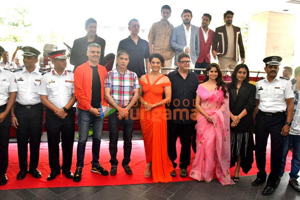 photos pratik gandhi saiyami kher divyenndu farhan akhtar and team agni snapped at the trailer launch 6