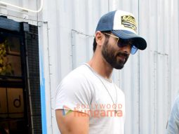 Photos: Shahid Kapoor snapped outside a cafe in Bandra