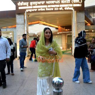 Photos: Shehnaaz Gill snapped a gurudwara