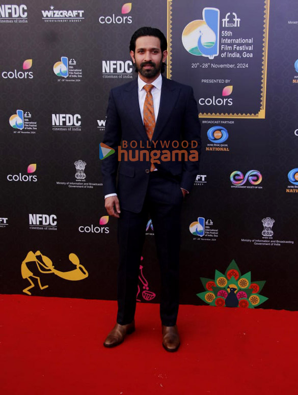 photos shriya saran vikrant massey pratik gandhi and others walk down the red carpet at the closing ceremony of iffi 2024 1
