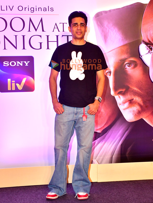 photos shruti haasan kritika kamra chitrangda singh and others snapped at freedom at midnight screening 1 3