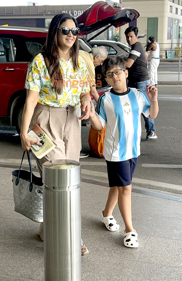 photos shweta tiwari and ankit tiwari snapped at the airport 3