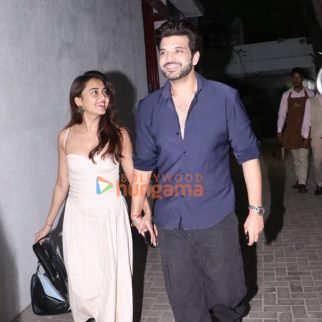 Photos: Tejasswi Prakash and Karan Kundrra snapped in Santacruz