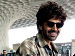 Rooh Baba Dancing with a pap on the airport! Kartik Aaryan