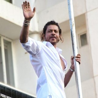 Shah Rukh Khan's fans defend his absence from Mannat balcony on birthday amid death threat: “Probably the best decision”