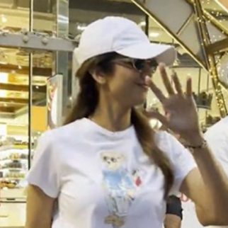 Shilpa Shetty's Shopping time with husband Raj Kundra at Food Square