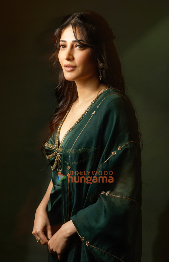 shruti haasan 10 12
