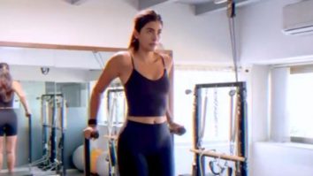 A sneak peak into Pooja Hegde’s pilates session