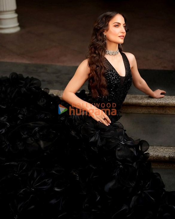 elli avrram 2 136