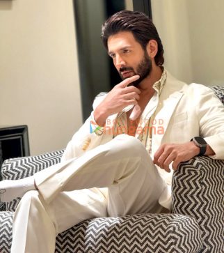 Celeb Photos Of Kartik Aaryan