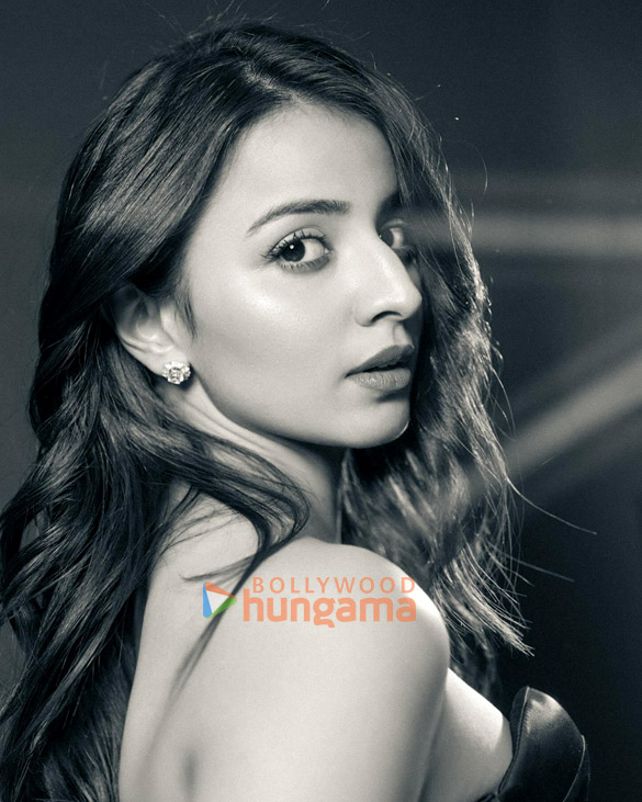 mahima makwana 6 3