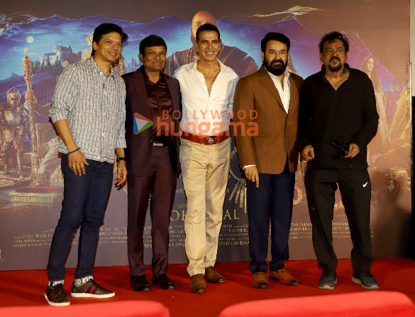 Photos: Akshay Kumar, Mohanlal and othes snapped at the trailer launch of Barroz Photos: Akshay Kumar, Mohanlal and othes snapped at the trailer launch of Barroz