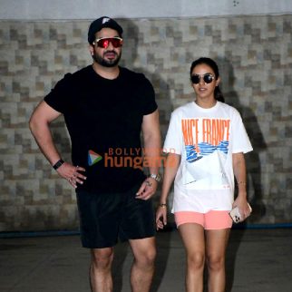 Photos: Aly Goni and Jasmin Bhasin snapped searching for a new house at Pali Hill