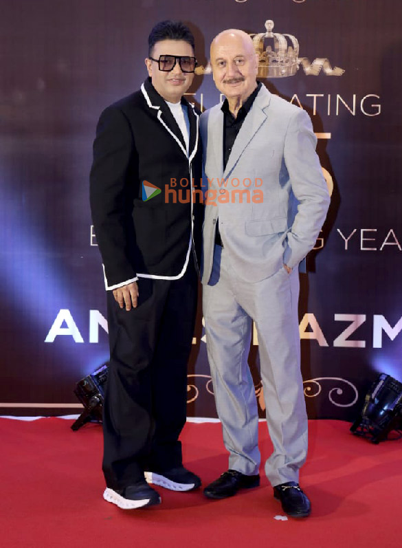 photos anees bazmee celebrates 45 years in the industry with bhushan kumar kartik aaryan and others 15