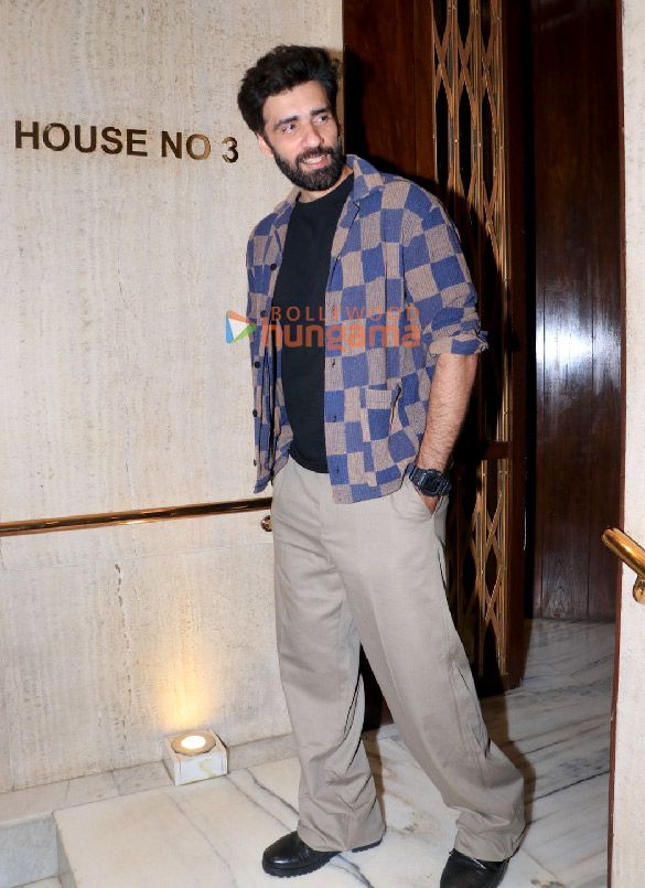 photos disha patani nora fatehi ayushmann khurrana tamannaah bhatia and others snapped at manish malhotras house in bandra 18