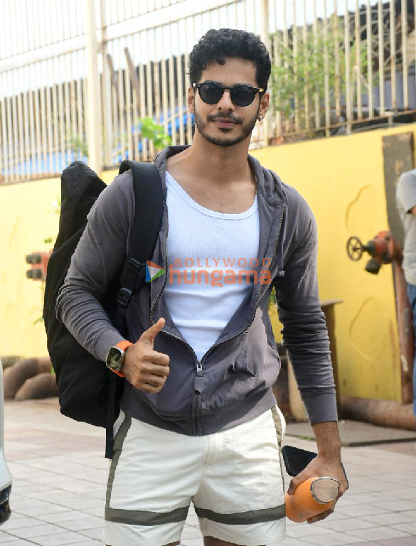 photos ishaan khatter spotted outside a gym 3