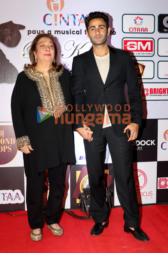 photos jeetendra mithun chakraborty johny lever and others attend cintaas fundraiser paying tribute to raj kapoor 34