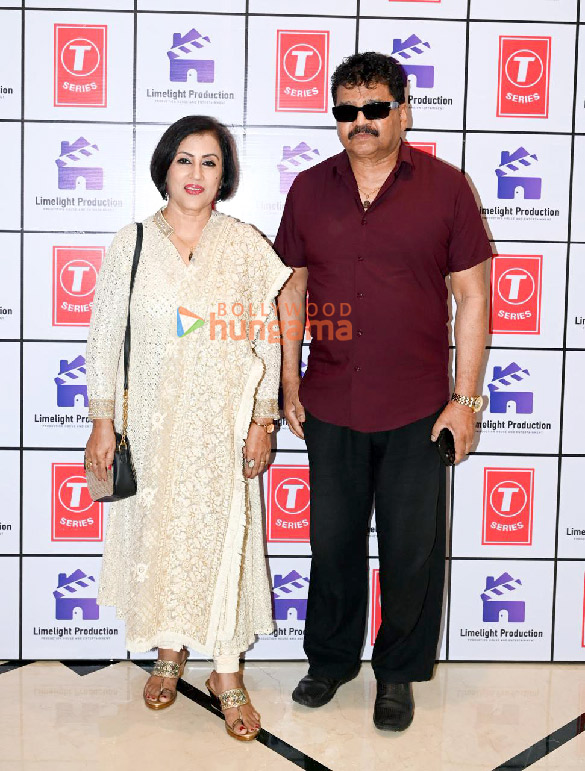 photos kumar sanu sonu nigam anuradha paudwal agam nigam sonu kakkar and others snapped at the launch of aditya shankars debut song shikayat hai 7