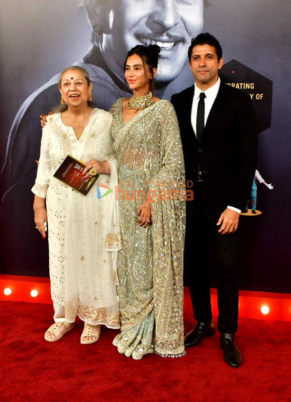 photos ranbir kapoor alia bhatt kareena kapoor khan and others grace raj kapoors 100th anniversary 10334 16