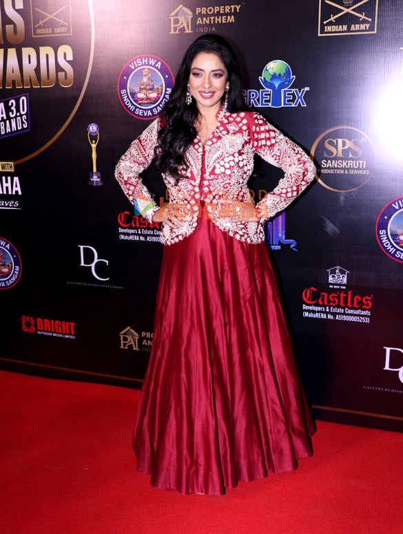 Photos: Rupali Ganguly and others grace the 30th SOL Lions Gold Awards 2024 | Parties & Events