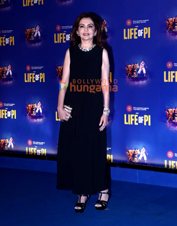 photos saiee manjrekar sanjana sanghi and others at the pre function of the opening show of life of pi 7