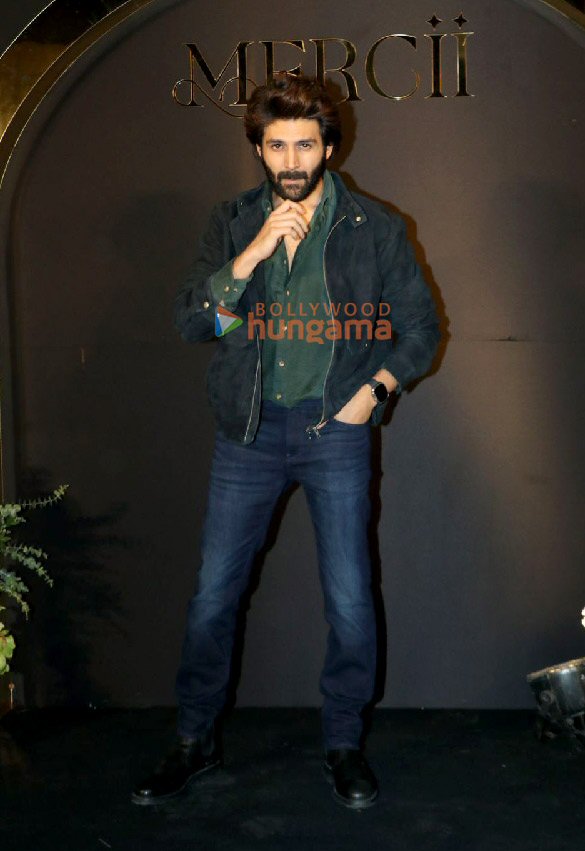 photos salman khan genelia deshmukh riteish deshmukh and others snapped at nirvan khans birthday party 22