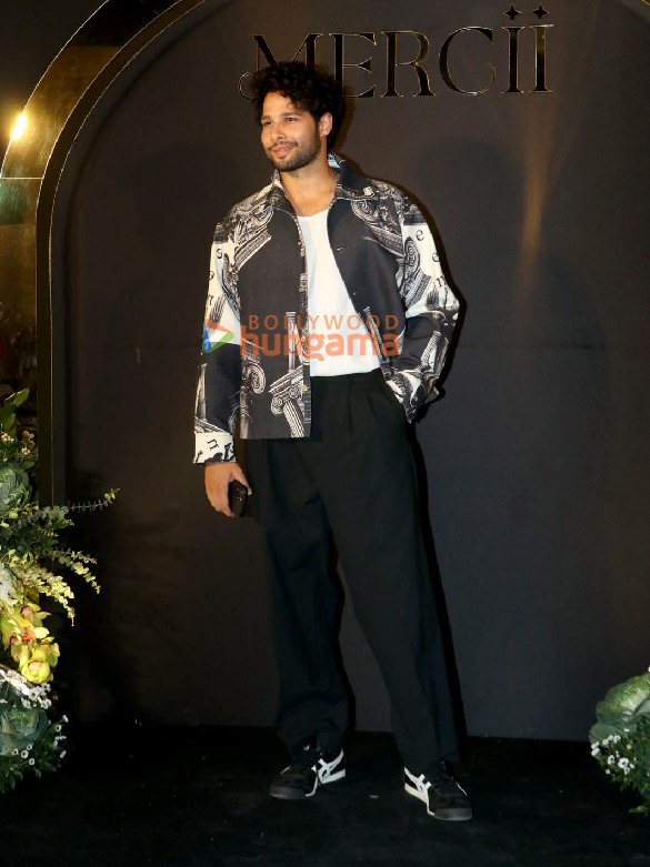 photos salman khan genelia deshmukh riteish deshmukh and others snapped at nirvan khans birthday party 36