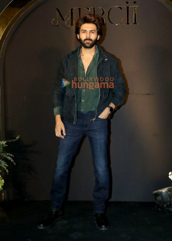 photos salman khan genelia deshmukh riteish deshmukh and others snapped at nirvan khans birthday party 5