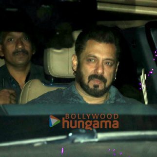 Photos: Salman Khan, Iulia Vantur, Aayush Sharma and others snapped outside Arbaaz Khan’s Bandra house